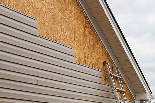 24/7 Emergency Siding Replacement experts in Newtown Square, PA